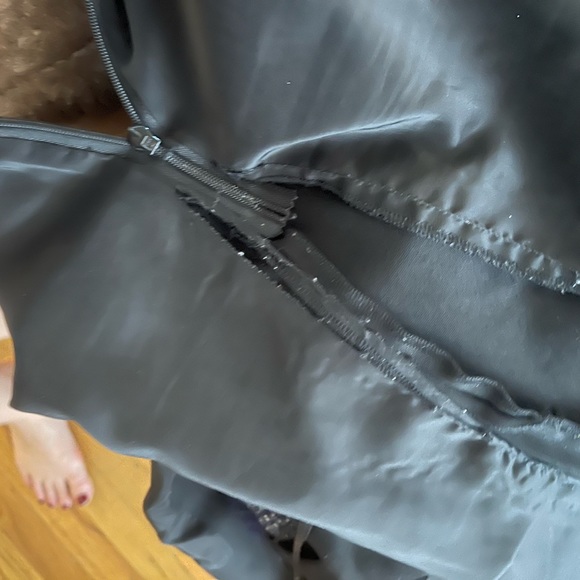 Trina Turk Black w/Leather Trim Sheath Dress 8 - Picture 12 of 12